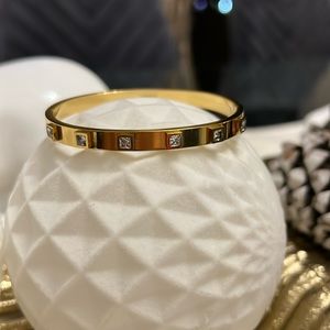 Trendy Stainless Steel Gold Plated Square Cubic
Zirconia Bracelet Bangle